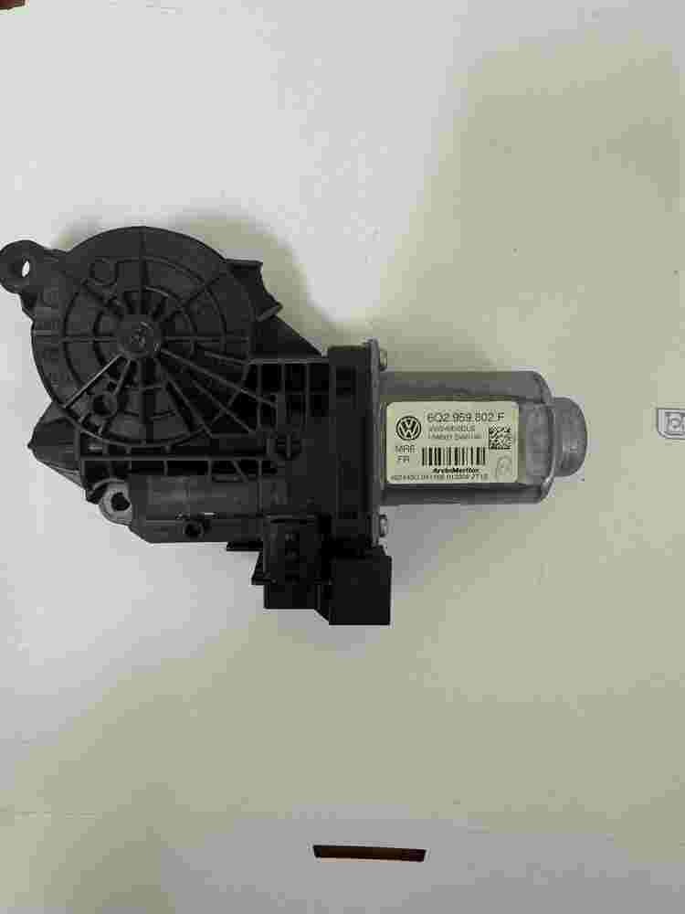 Fensterheber motor  VW T5 Polo Skoda Fabia ROOMSTER 6Q2959802F 402143D