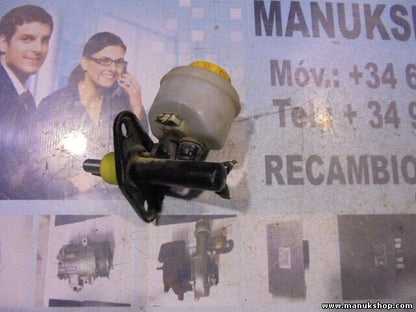 Hauptbremszylinder Nissan Vanette Serena LUCAS 460107F025  74470892  76470092