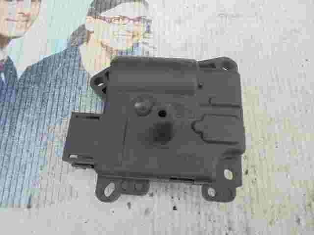 Stellmotor Heizung Ford Focus XS4H19E616AB XS4H-19E616-AB