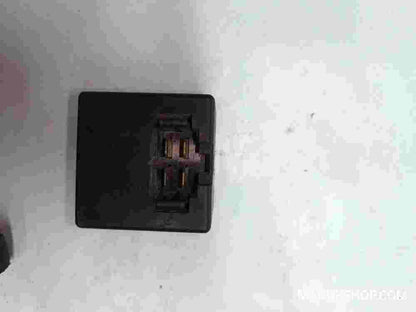Wischerrelais Piaggio Porter 8594087Z02 85940-87Z02 70501700010