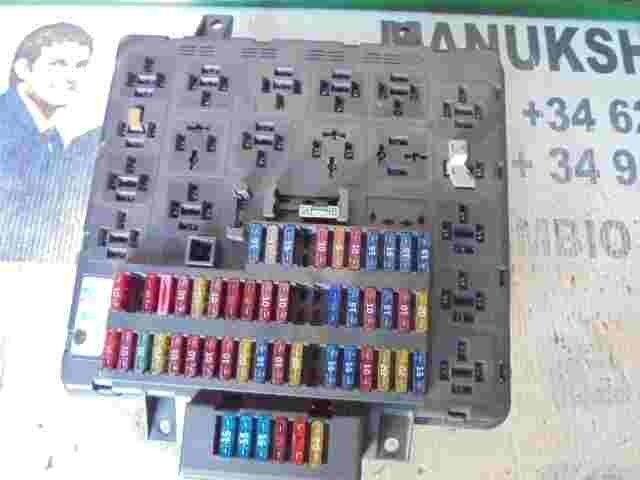Sicherungskasten Renault 5010516886B 5010516886/B