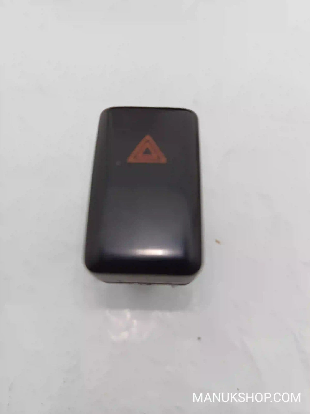Warnblinkschalter Isuzu Rodeo  7637U88 763-7U88 2 R SAE POM