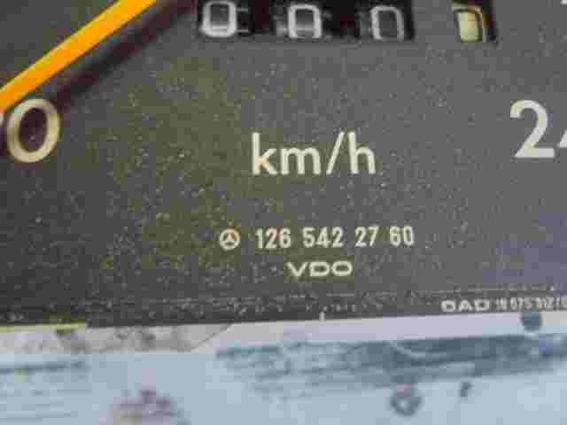 Tachometer Mercedes-Benz W126 1265422760 VDO 437203017040 K6942 Imp/km 1571291