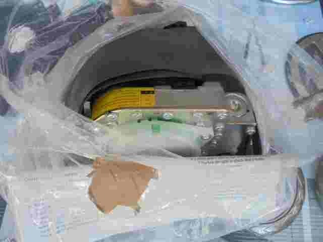 Sicherheitsgurt vorne rechts Toyota Yaris TKAB2EF544P TK-AB2-EF544-P  TKF130WF