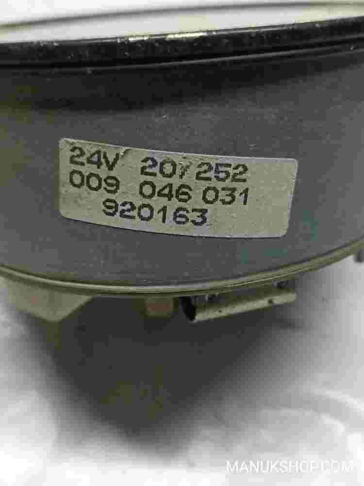 Tachometer Pegaso Tecno 24V 20/252 009046031  920163 VDO 44/2/44 4.85 BAR