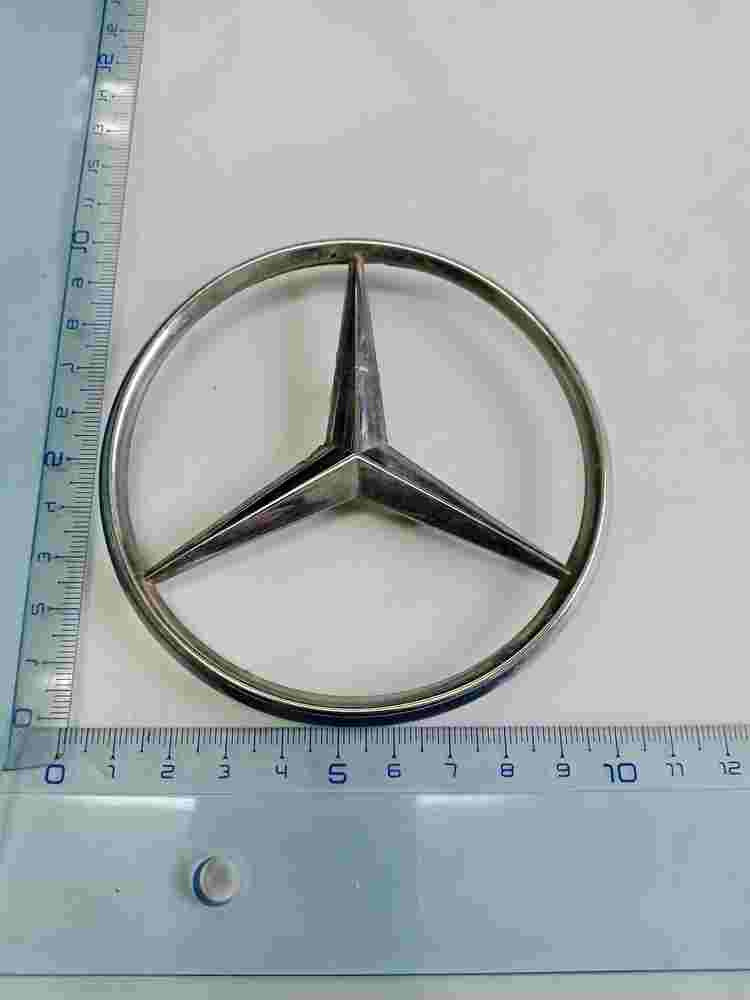 Emblem Heck Heckklappe Mercedes W201 W124 2017580058