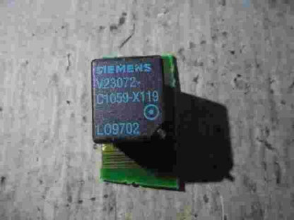 Relais SIEMENS V23072C1059X119 V23072-C1059-X119 L09702