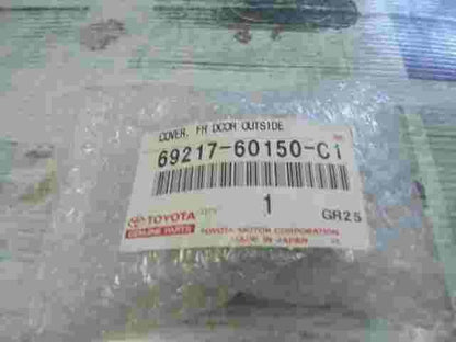 Cover Front Door Outside / Toyota Land Cruiser Prado 6921760150C1 69217-60150-C1