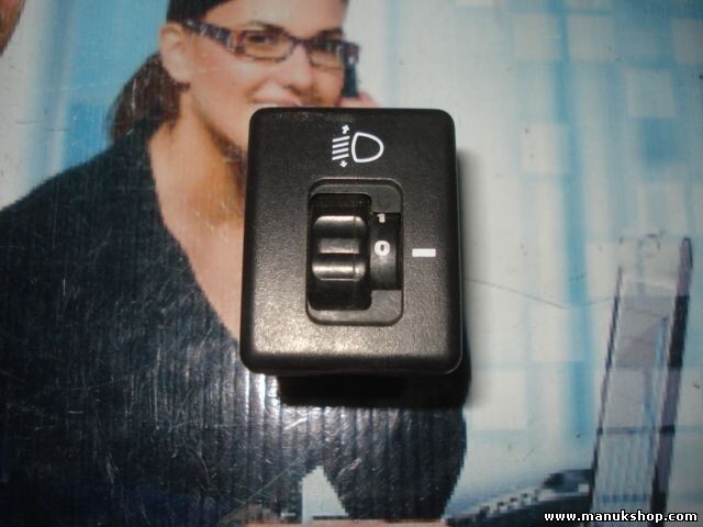 Leuchtweitenregelung Schalter Hyundai Galloper 933204B100 9337028400 9332043700