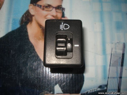 Leuchtweitenregelung Schalter Hyundai Galloper 933204B100 9337028400 9332043700