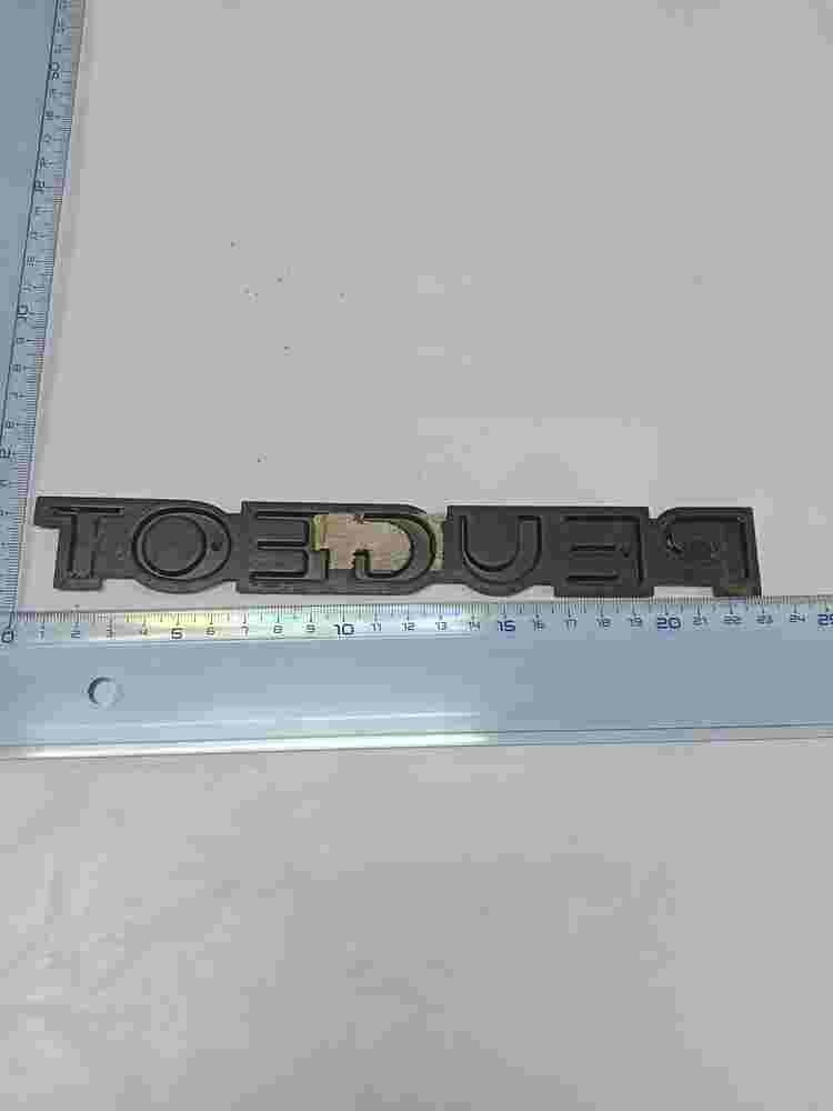 Emblem  Peugeot 505 106 205 X 23cm.