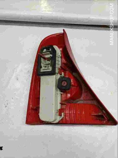 Rückleuchte Renault Clio Valeo 8200071414 8200 0714 14 82 00 071 414 X65PH2