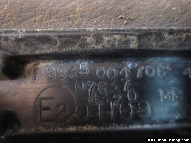 Kopfstützen Kopfstütze Jeep  1999-2004 8935004706 8935 004706 07637 8320 E201109