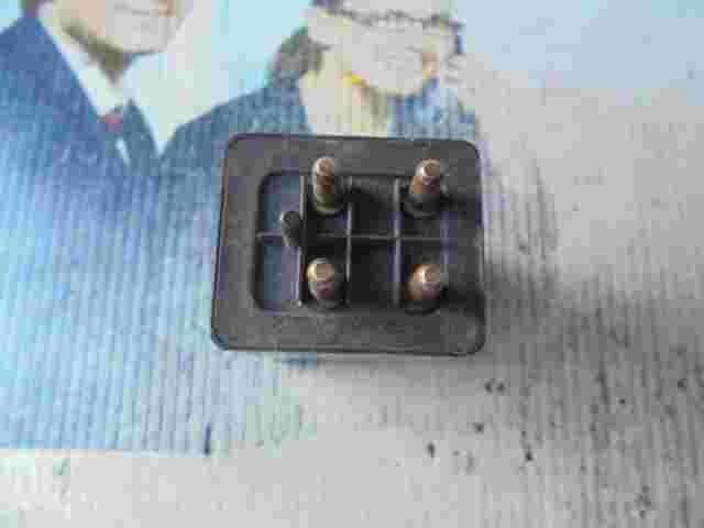 Relais Kickdown Abschaltung Mercedes-Benz W124 0035454905 05391080 (04)