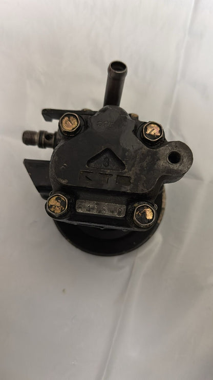 Servopumpe Mitsubishi L 200 Pajero Montero 2,5 DI-D  4WD MB501385 MB501281