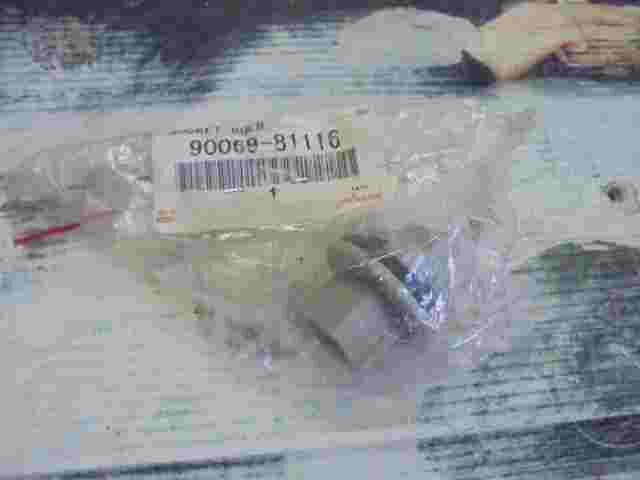 Bulb Socket  Toyota Auris 9006981116 90069-81116 90069 81116