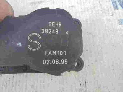 Stellmotor Heizung  Volvo S60 V70 S80 BEHR 38248Q 38248 Q EAM101