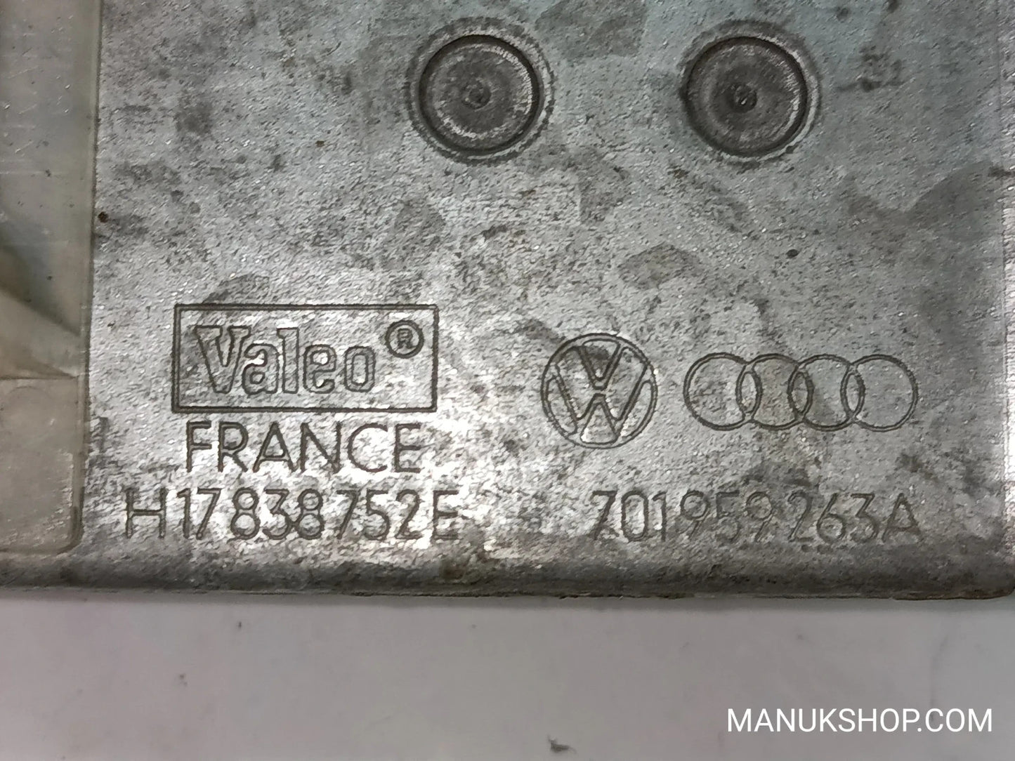 Widerstand Heizung VW Volkswagen Golf 3 Audi Polo 701959263A H17838752E