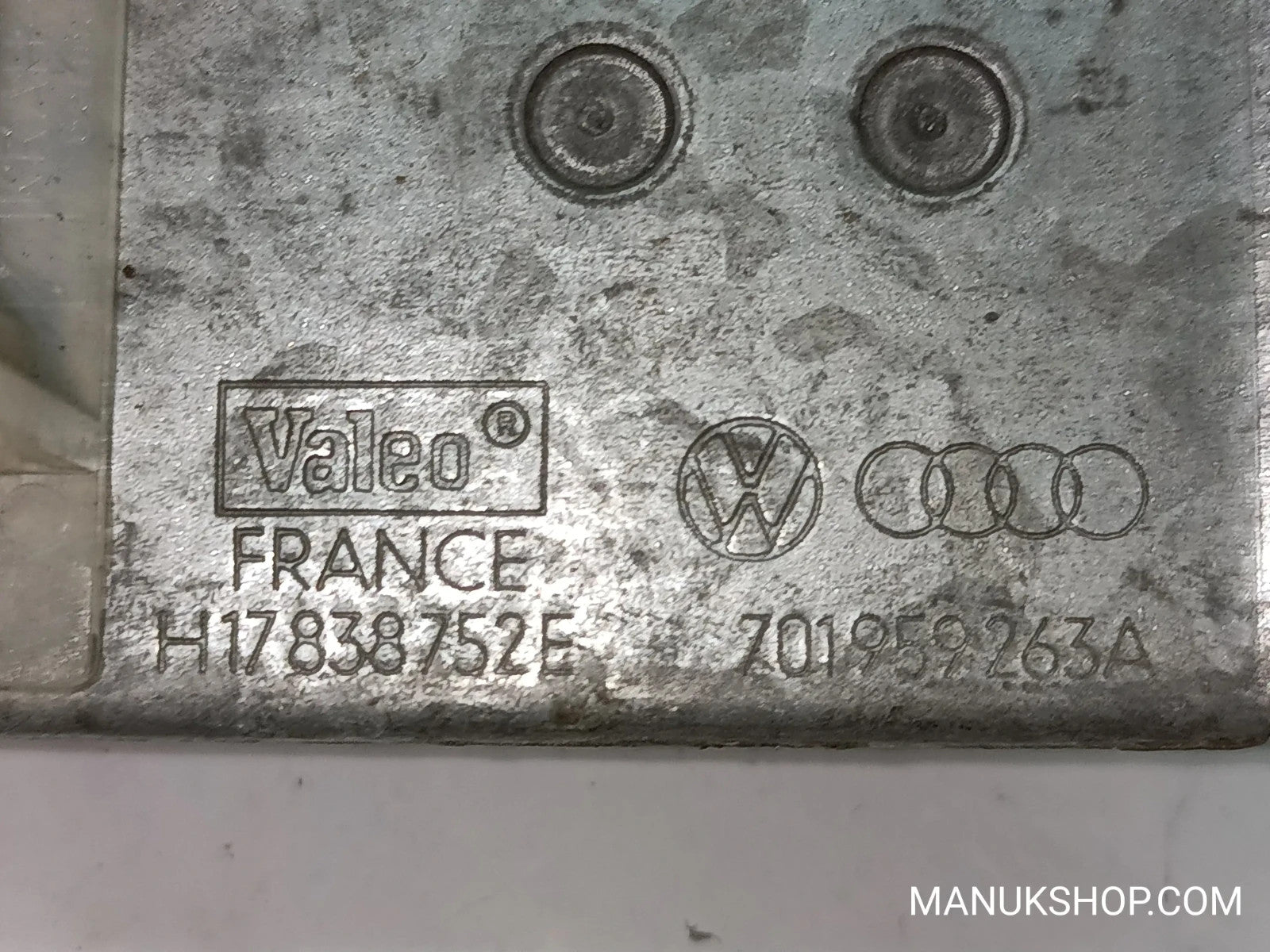 Widerstand Heizung VW Volkswagen Golf 3 Audi Polo 701959263A H17838752E