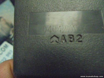 Gurtschloss Gurtschnapper vorne links Nissan Pick Up d22 040427A AB2