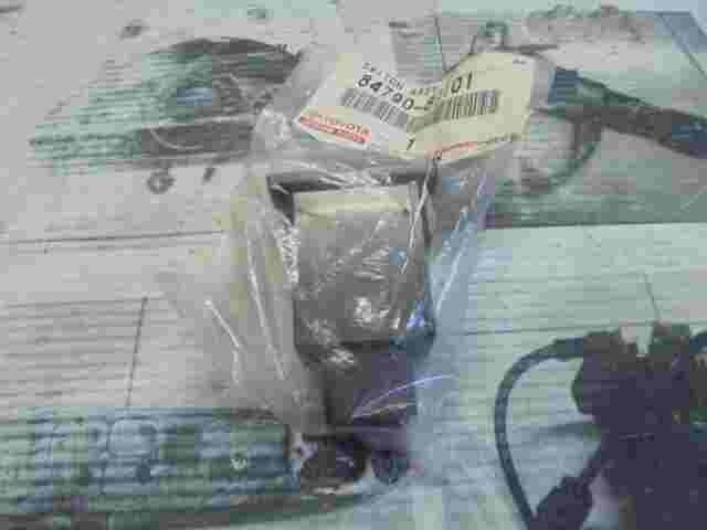 Heckscheibenheizung schalter Toyota Hilux 4runner Pickup 8479089101 84790-89101