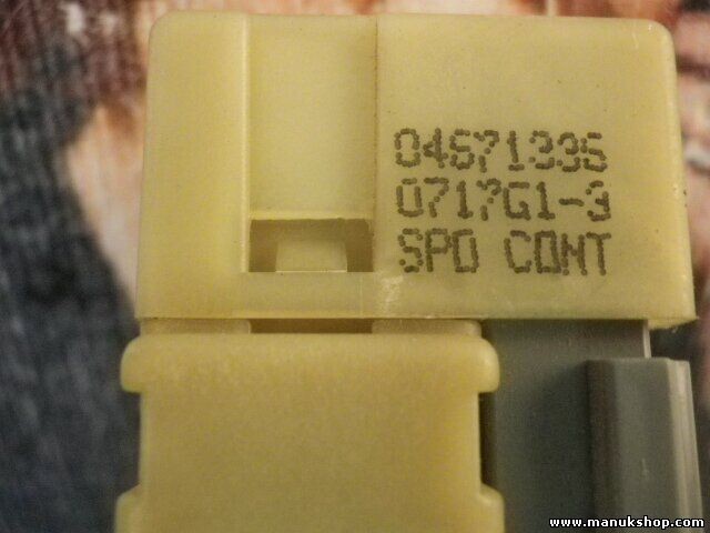 Bremslichtschalter Chrysler 300M Neon Jeep Grand Cherokee 04671335 0717G13