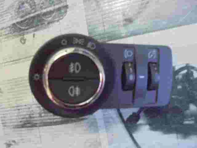 Lichtschalter Chevrolet Cruze 2 (J300) 13301749 251506 0008
