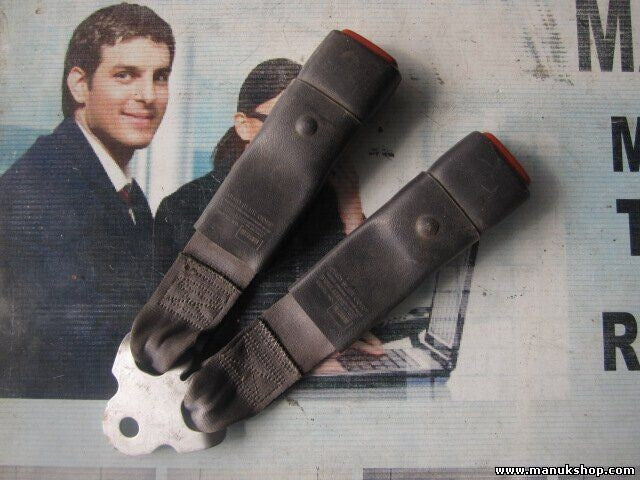 Gurtschloss Gurtschnapper hinten rechts Jeep XJ 2.5 4x4 5FG50LAZAB M121981