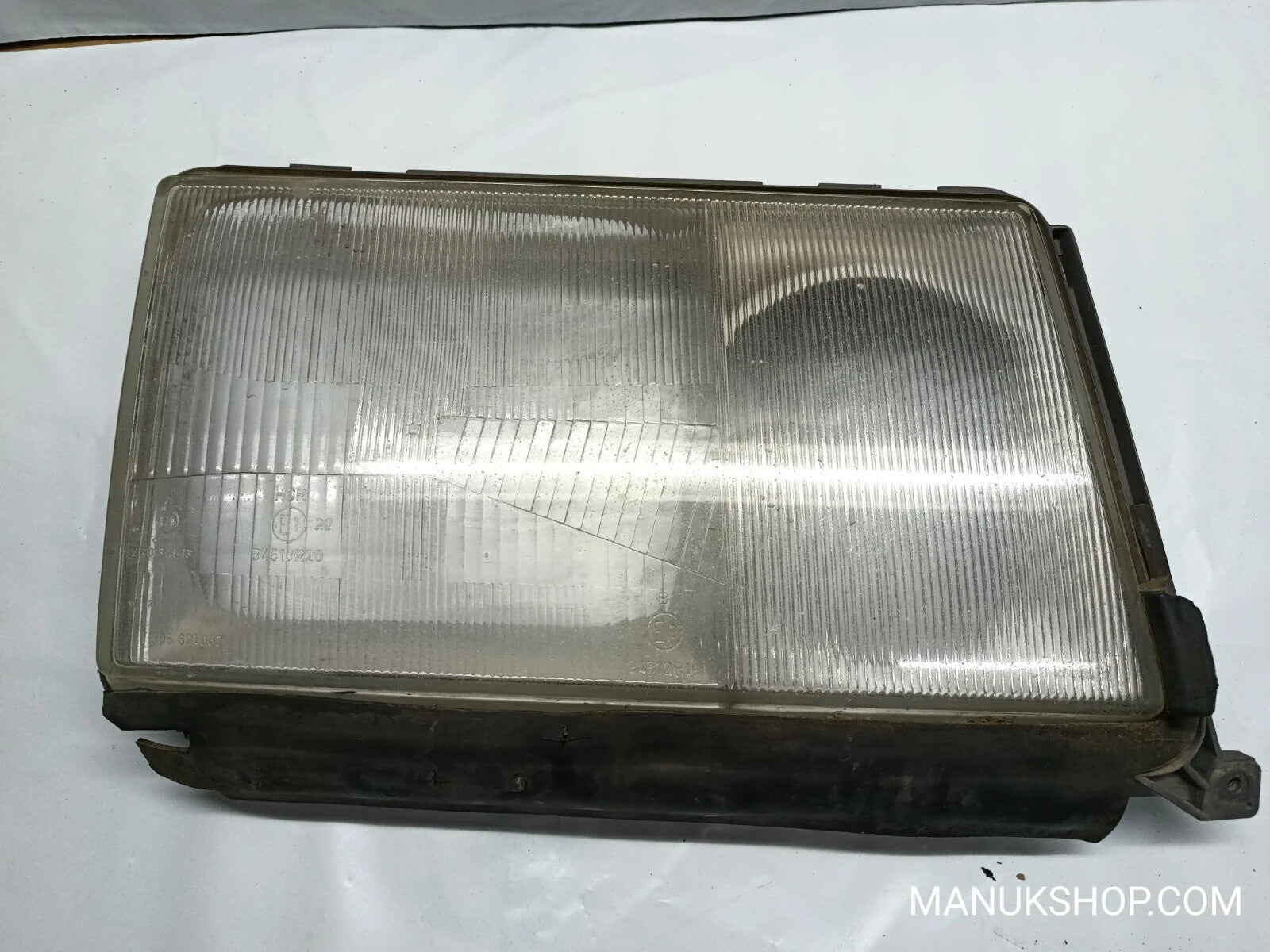 Scheinwerfer GLAS  rechts Mercedes Benz W124 1305544028 1305 544 028