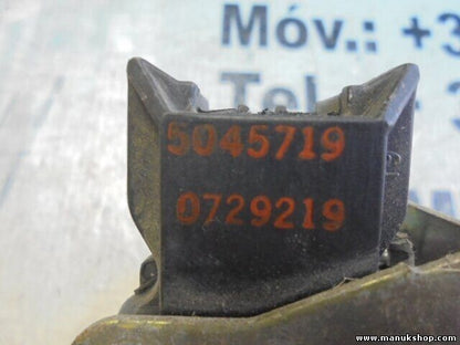 Stellmotor Zentralverriegelung Tür vorne rechts Jeep Cherokee XJ 2.5 TD 5045719