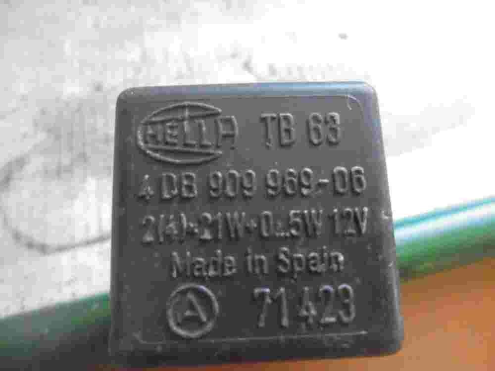 Relais HELLA 4DB90996906 4DB909969-06 TB63 12V 71423
