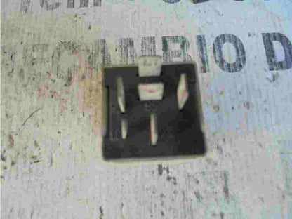 Relais  Alfa Romeo 164 60552649 CLS/AR A131 12V