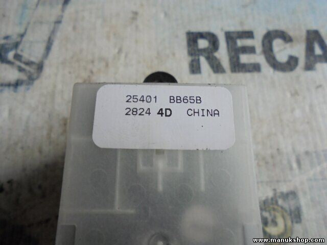 Fensterheber schalter Nissan Qashqai 2.0 4WD J10 25401BB65B 25401 BB65B 2824 4D