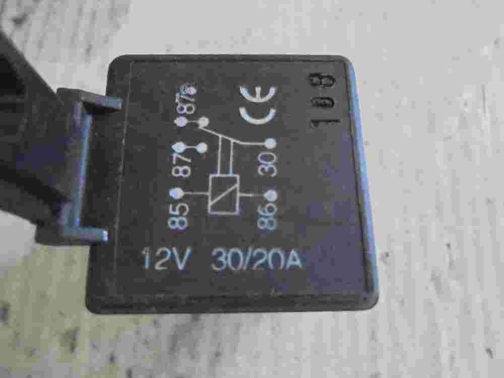Relais 12V 30/20A