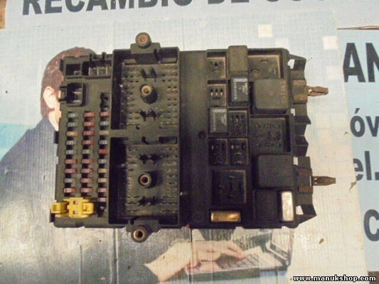 Sicherungskasten Jeep Grand Cherokee II 2,7CRD 04831433AA 0483 1433 AA 518722103