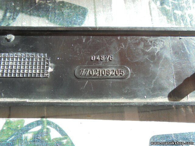 Emblem Logo RENAULT 12 GTL 7702108205 04876