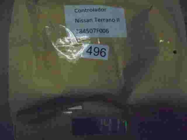 Steuergerät Zentralverriegelung Nissan Terrano II 284507F006 LK 05051132