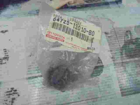 Hook Quarter Trim Luggage Toyota RAV 4 Corolla 6472513010B0 64725-13010-B0