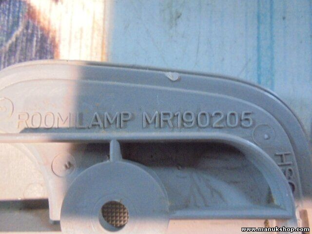 Innenleuchte Mitsubishi Pajero Montero Lancer V60 MR190205