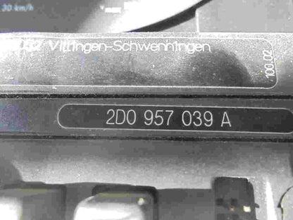 Tachometer VW Volkswagen LT II Sprinter 2D0957039A 2D0 957 039 A 2D0957039