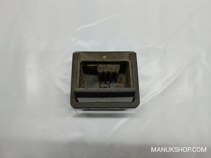 Aschenbecher VW Volkswagen Passat 321857961