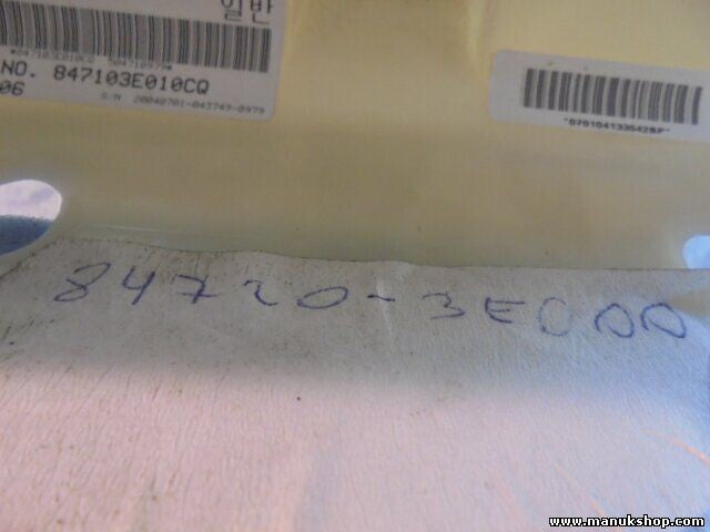 Armaturenbrett Kia Sorento 2003-2009 847103E010CQ Y02C 200407010437490979