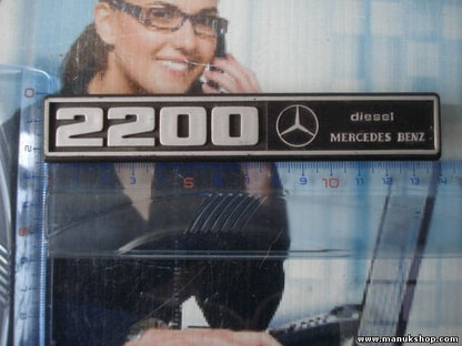 Emblem Seat 132 Mercedes-Benz 2200 diesel 23210