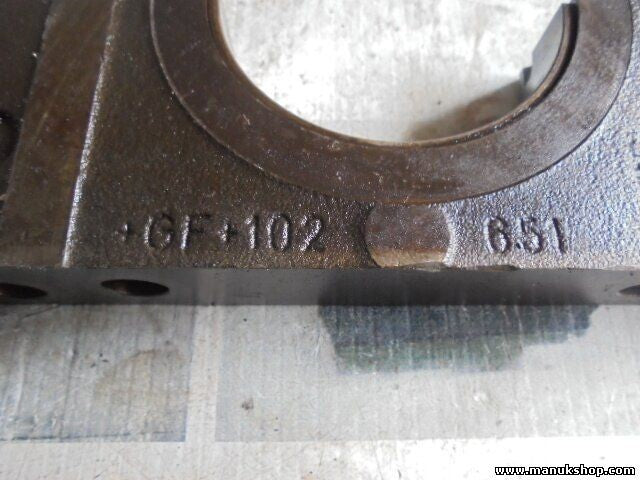 Kurbelwellenhalter Mercedes-Benz W126 C126 1170110313 117 011 03 13 GF102651