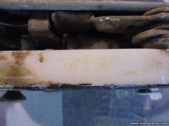 Türschloss Vorne links Mitsubishi Pajero Montero III V6 V7 MR512235 003210 00324