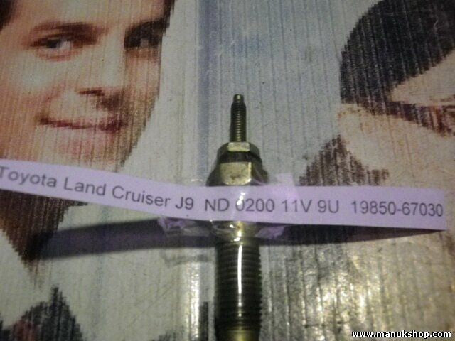 Glühkerzen Toyota Land Cruiser J-9 1985067030 19850-67030 0200 11V 9U