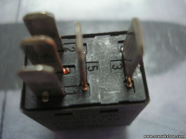 Relais Land Rover Discovery ZR I 25 1.4 2003 12V/20A TYCO A1401X53 YWB101210