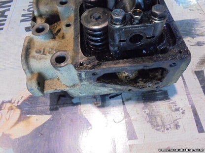 Zylinderkopf Nissan Terrano I WD21 2.4i 4WD 1987/10-1993/02 73 KW 02 T0 3005 106