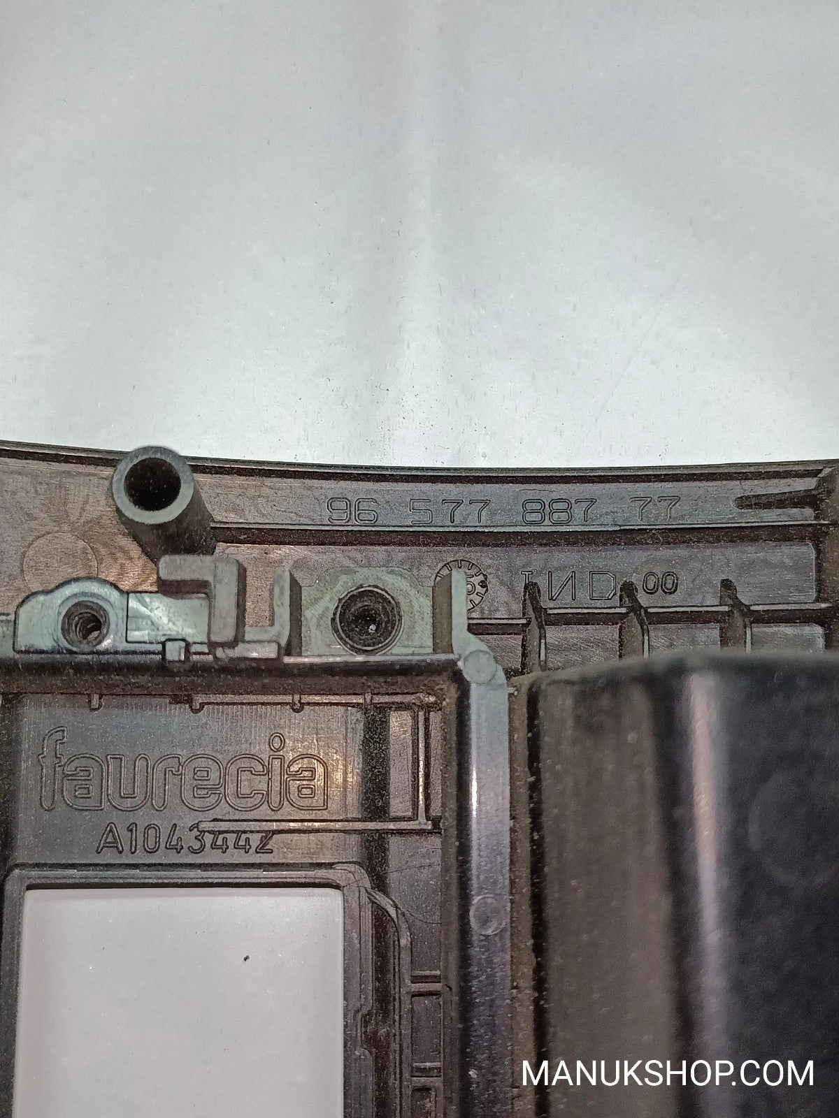 Mittelkonsole Abdeckung Verkleidung Peugeot 407 207 9657788777 96 577 887 77