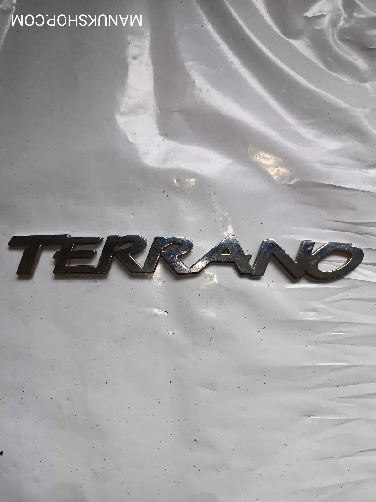 Emblem  Nissan Terrano ABS 3272